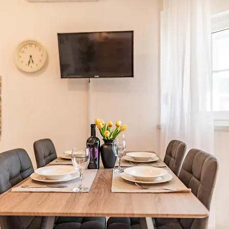 Maja Apartament